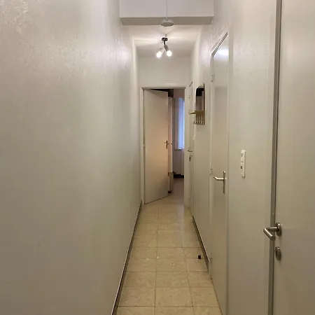 In Near The Apartamento